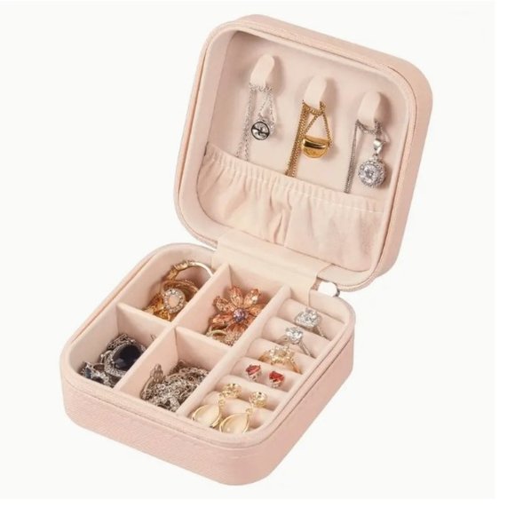 Jewelry Travel Case - Picture 5 of 7